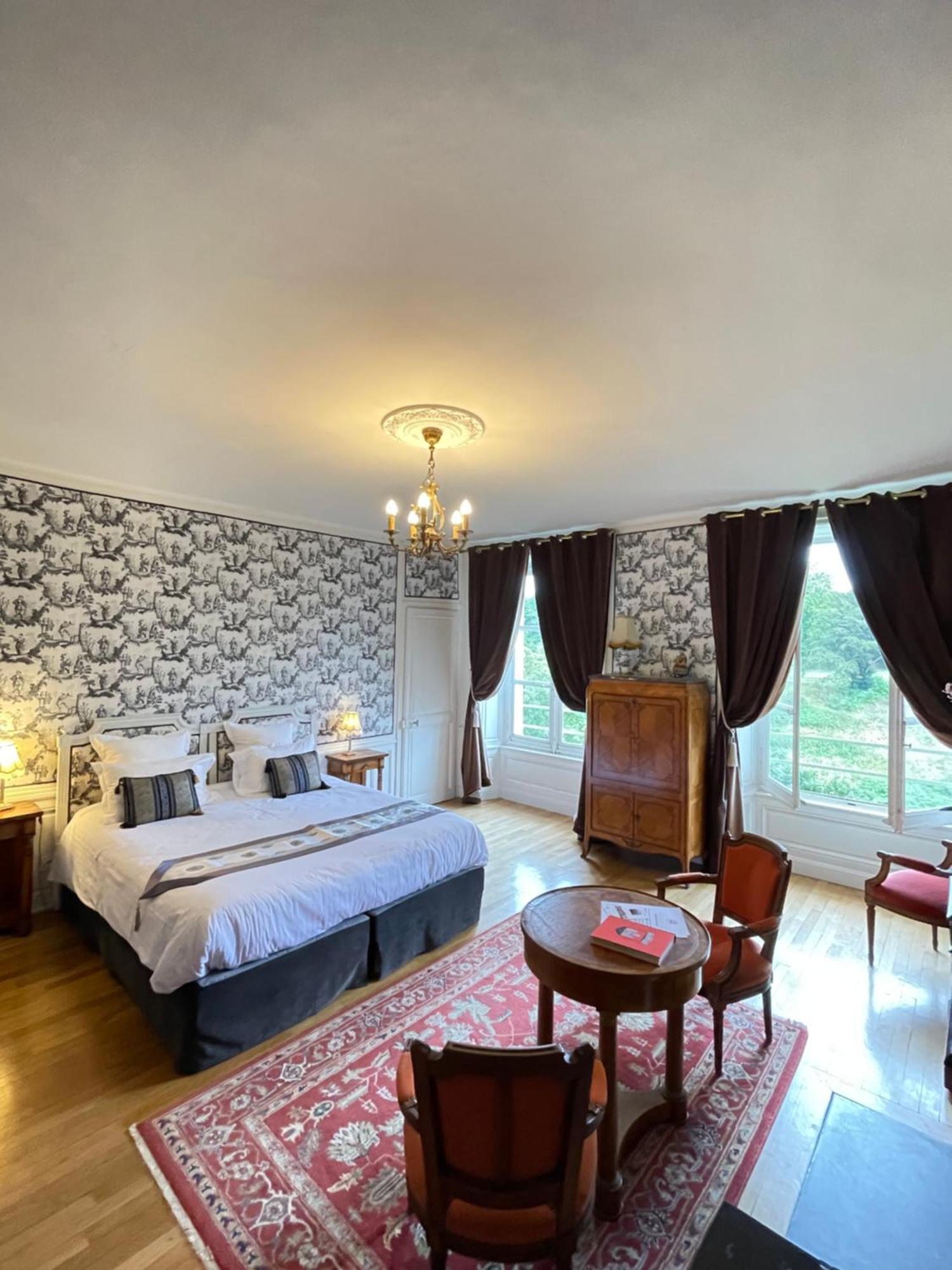 Bed and Breakfast Castel Saint-Léonard à Falaise  Extérieur photo
